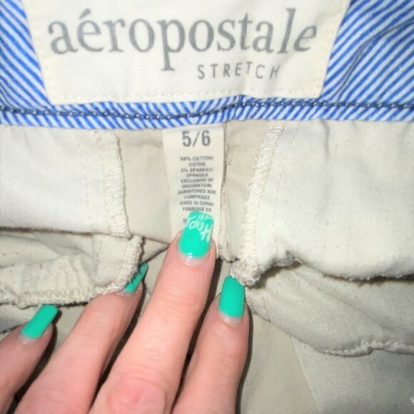 NWT Aeropostale Light Tan Short Twill Stretch Shorts Cuffed Hem Juniors … - Picture 7 of 7